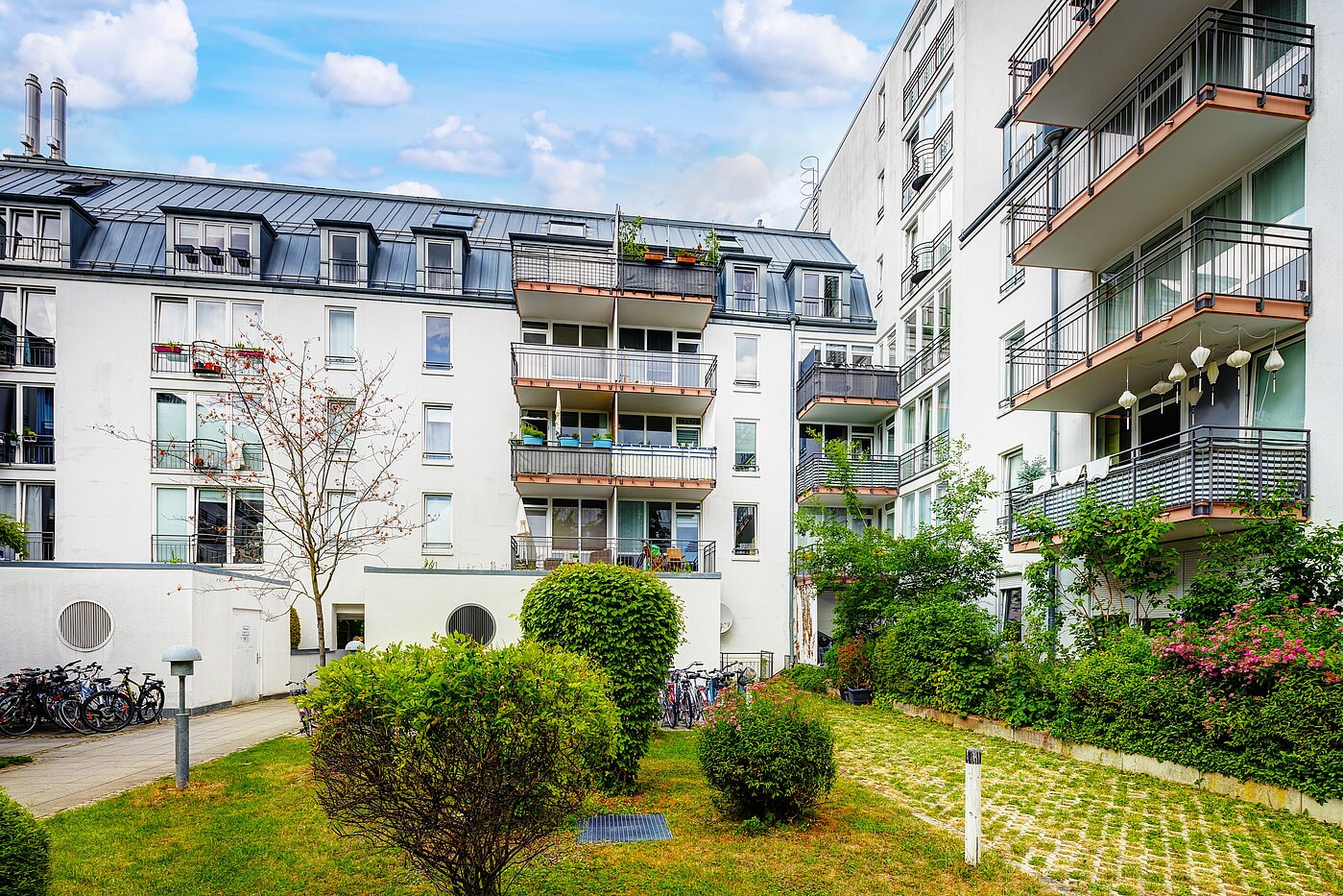 Etagenwohnung mit 2 Zimmern | München-Obersendling | 70039 | Rückansicht der Anlage