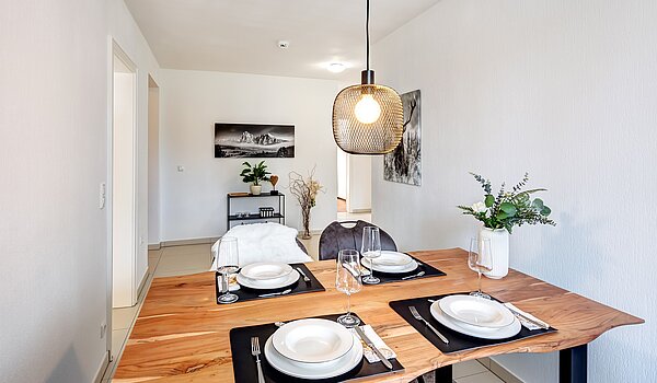 Etagenwohnung mit 3.5 Zimmern | 70284 | Essbereich