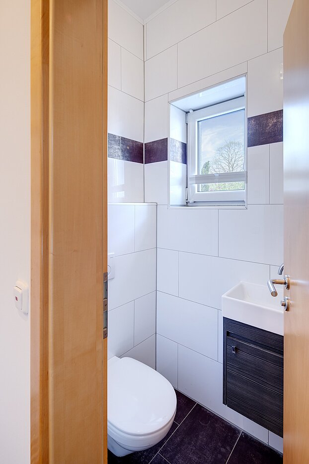 Doppelhaushälfte mit 6.5 Zimmern | Unterschleißheim | 70122 | Gäste-WC