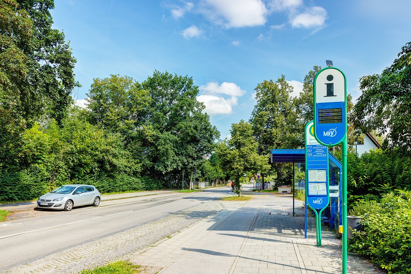 Etagenwohnung mit 2 Zimmern | Neubiberg | 70129 | nur eine Minute zu Fuß