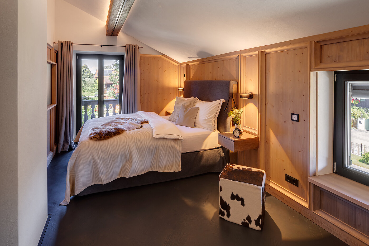 Besondere Immobilie mit 15 Zimmern | Bad Wiessee | 701592 | Chalet I Gästezimmer