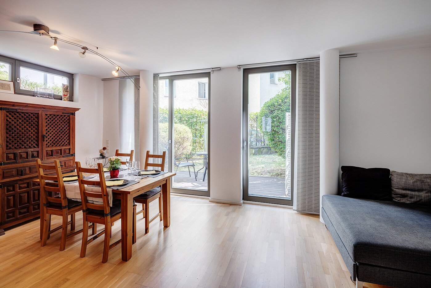 Etagenwohnung mit 2 Zimmern | München-Au | 70108 | Offener Wohn-/ Esbereich