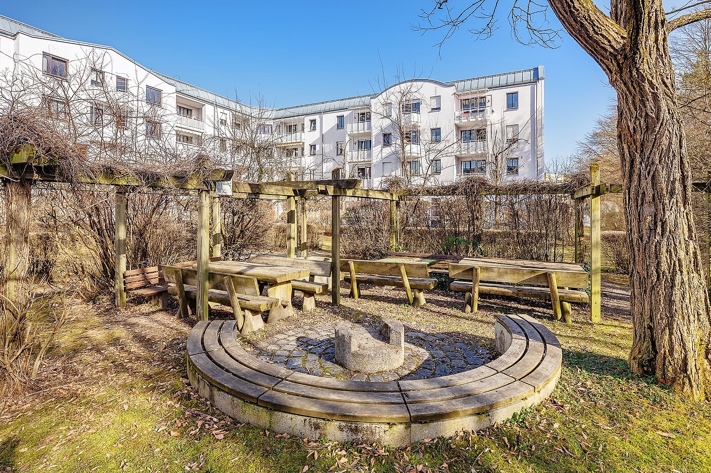 Etagenwohnung mit 1 Zimmer | München-Perlach | 2102ML1 | mit schönem Innenhof