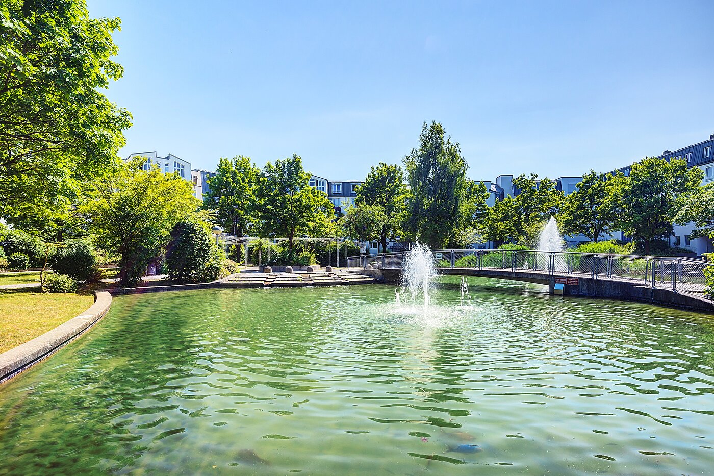 Etagenwohnung mit 3 Zimmern | München-Oberföhring | 70246 | Tuchbleiche Teich