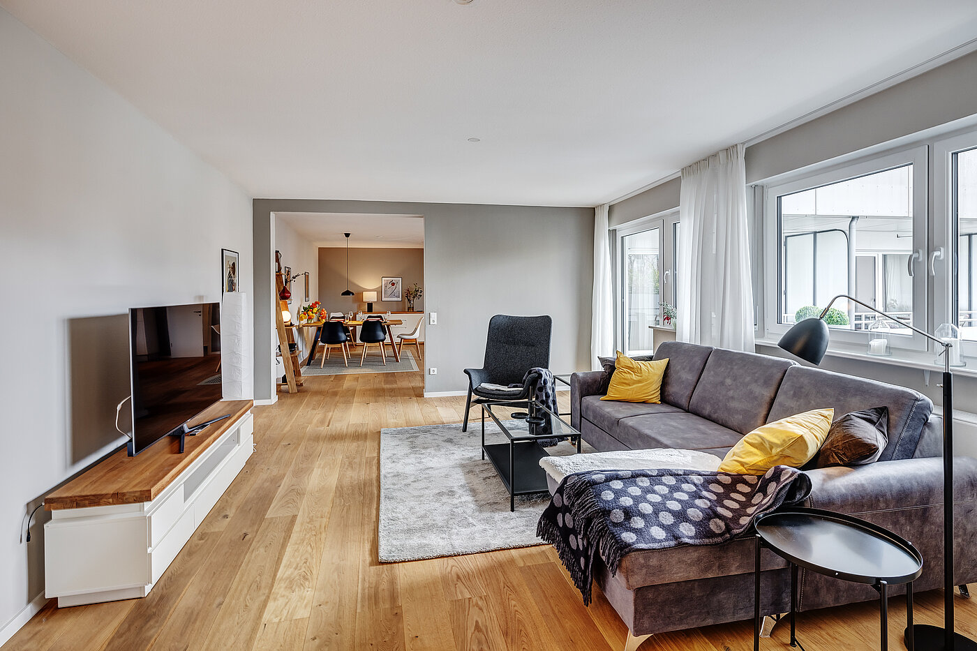 Etagenwohnung mit 4 Zimmern | München-Au | 70423 | Wohnzimmer