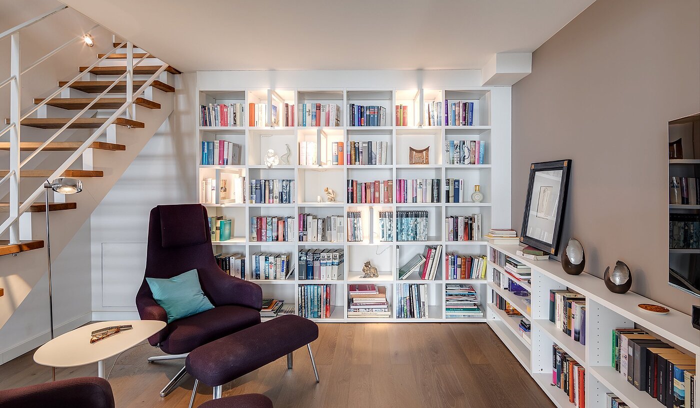 Etagenwohnung mit 5 Zimmern | München-Maxvorstadt | 1807ML1 | Fernseh- und Leseraum