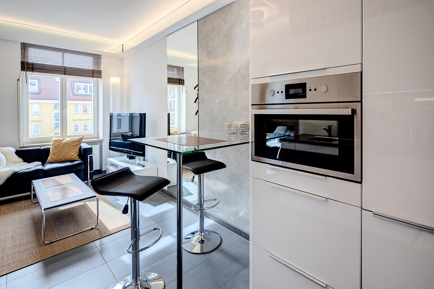 Etagenwohnung mit 2 Zimmern | München-Au | 70387 | Wohnen/Kochen