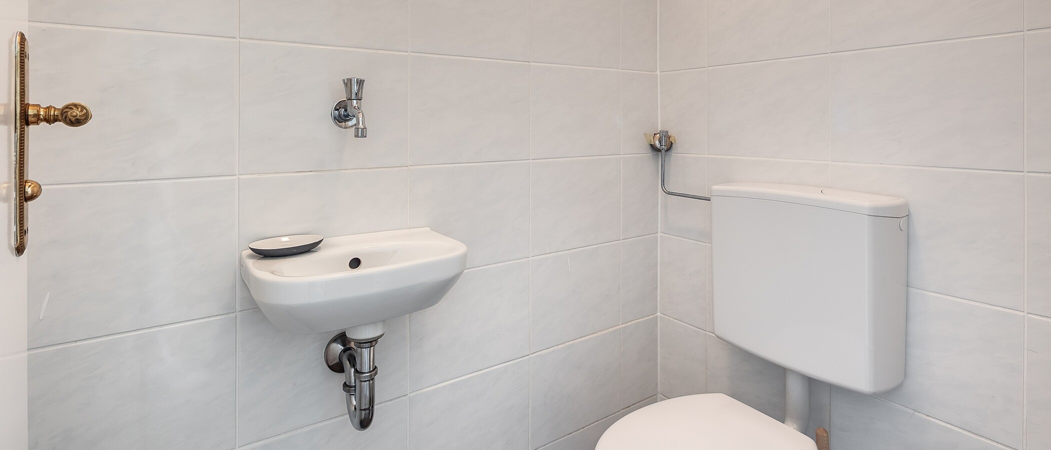 Wohnung München Neuhausen 01 Gäste-WC 10004