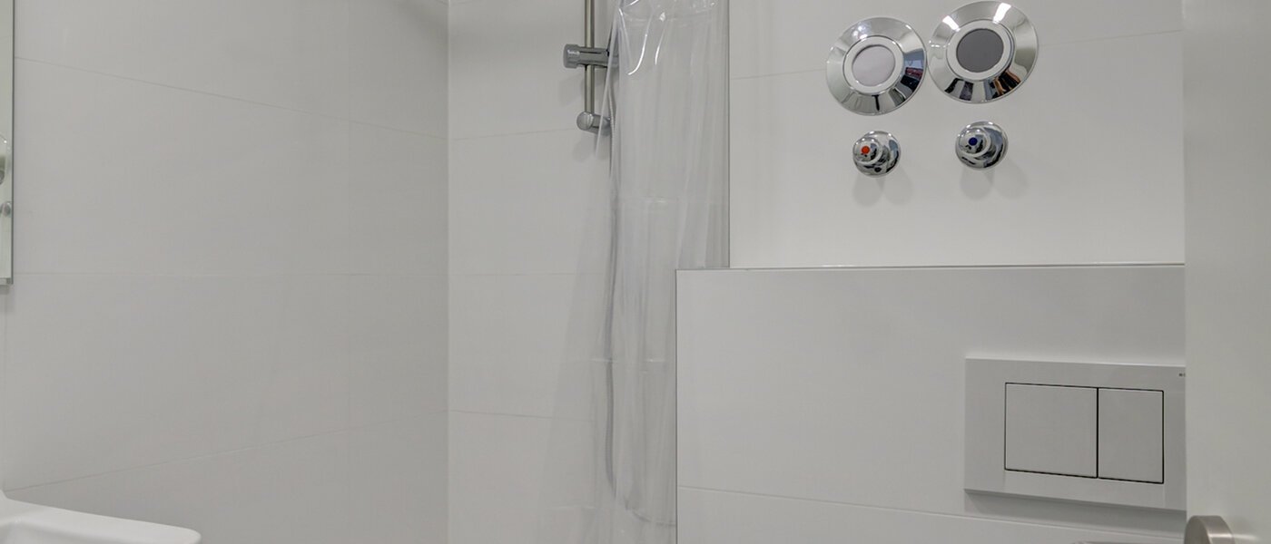 Apartment München Schwabing-Nord (zw. Leopoldstraße & Englischen Garten) 02 Badezimmer 10010