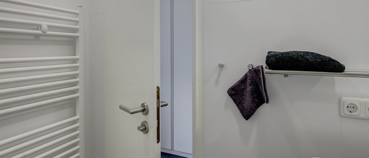 Apartment München Schwabing-Nord (zw. Leopoldstraße & Englischen Garten) 05 Badezimmer 10010