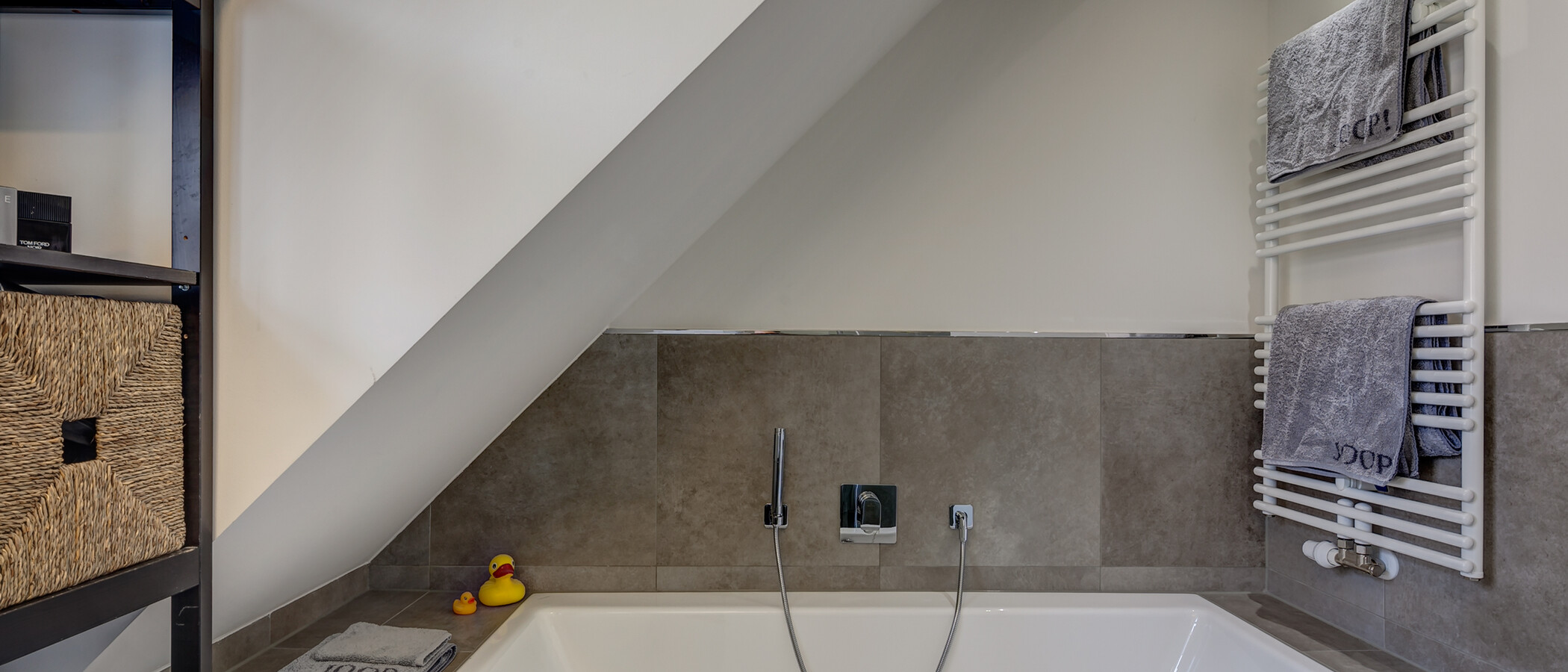 Galeriewohnung München Schwabing (rechts der Leopoldstraße) 01 Badezimmer 10012