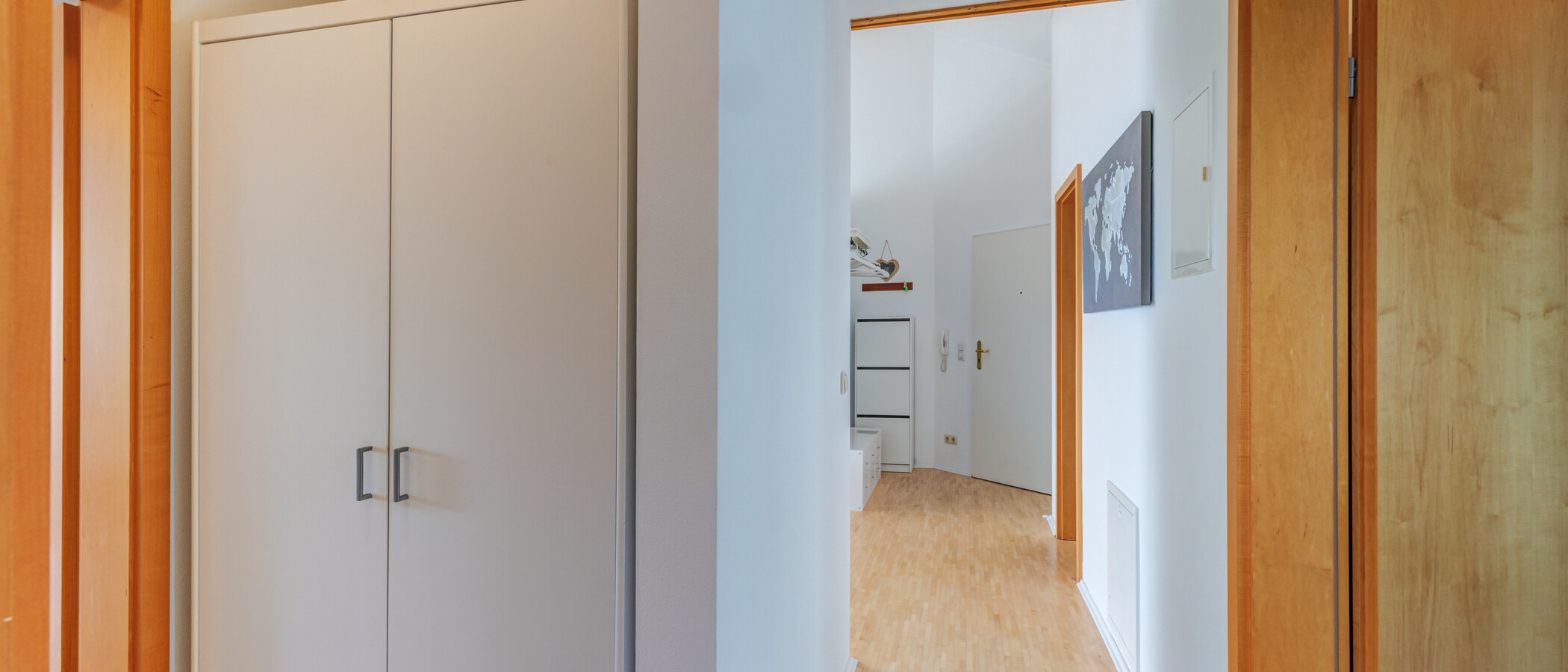 Galeriewohnung Neuried 01 Flur/Gang 10043