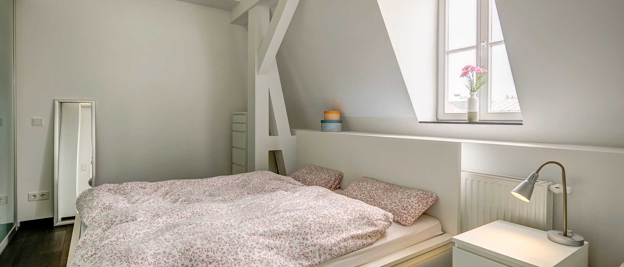 Dachgeschosswohnung München Schlachthofviertel 01 Schlafen 10128
