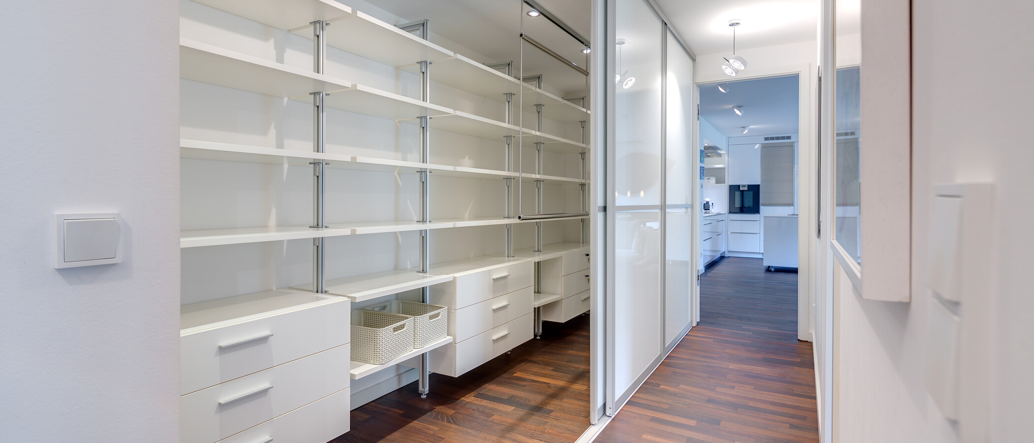 Wohnung München Maxvorstadt - Universitätsviertel 02 Begehbarer Schrank 10142