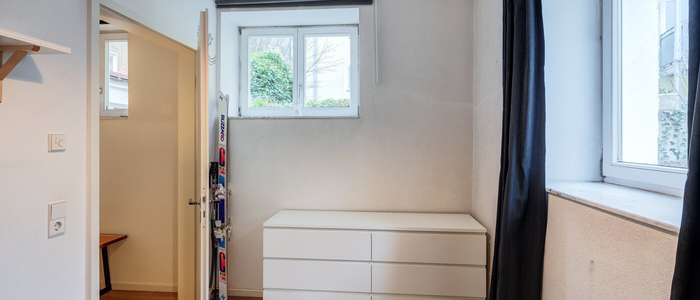 Wohnung München Schlachthofviertel 02 Ankleide 10154