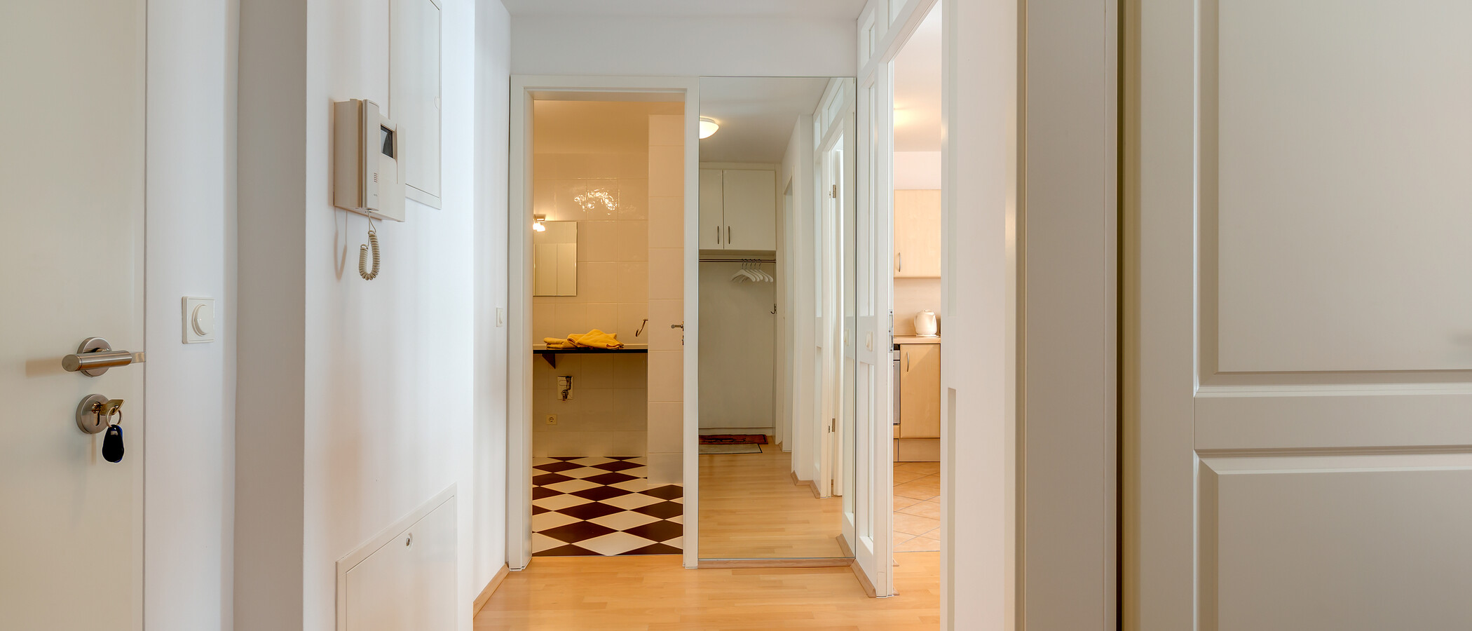 Wohnung München Schwabing-West (rund um den Hohenzollernplatz) 02 Flur/Gang 10172