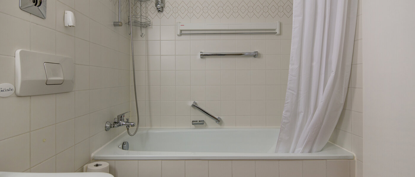 Wohnung München Untergiesing 01 Badezimmer 10228