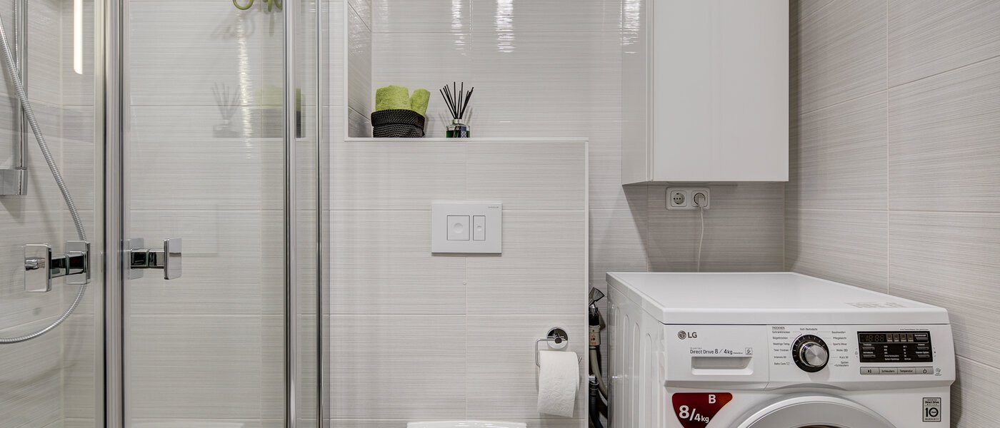 Apartment München Moosach 02 Badezimmer 10242