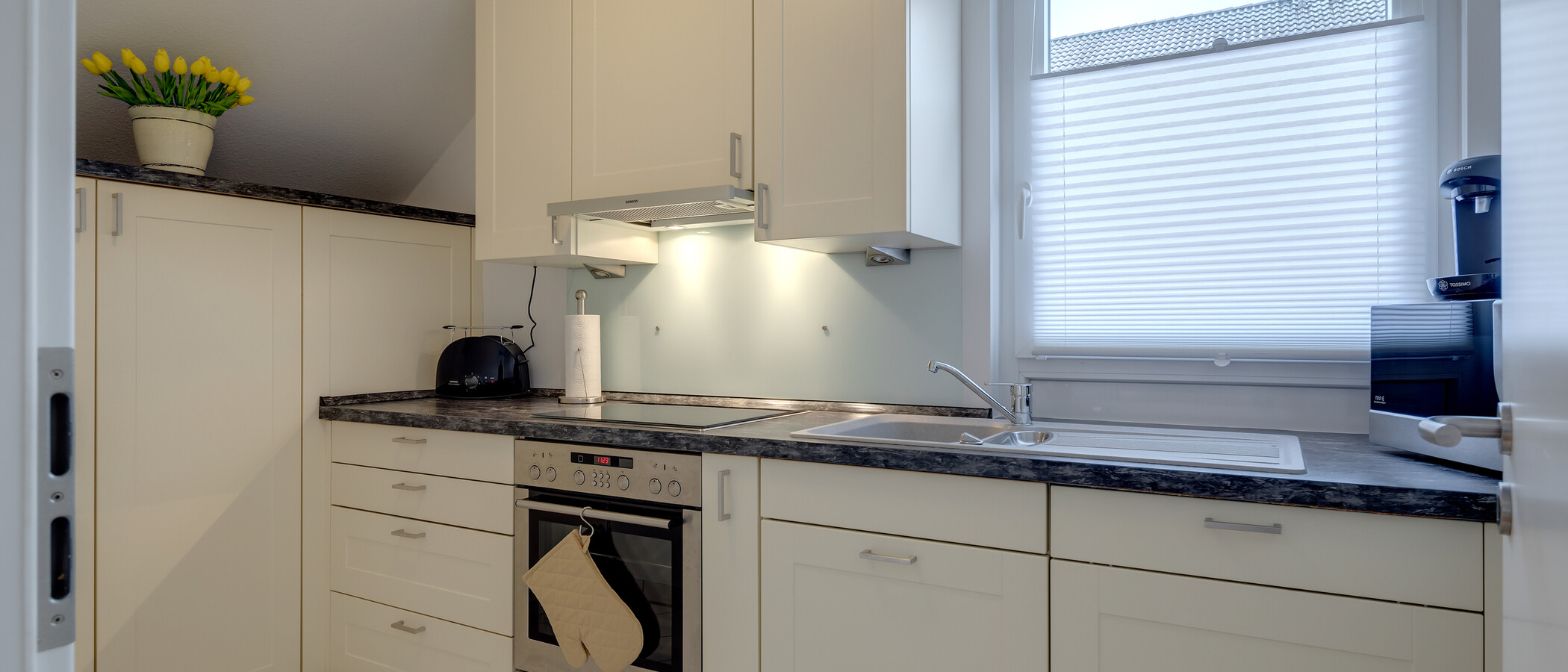 Dachgeschosswohnung München Trudering 01 Küche 10283