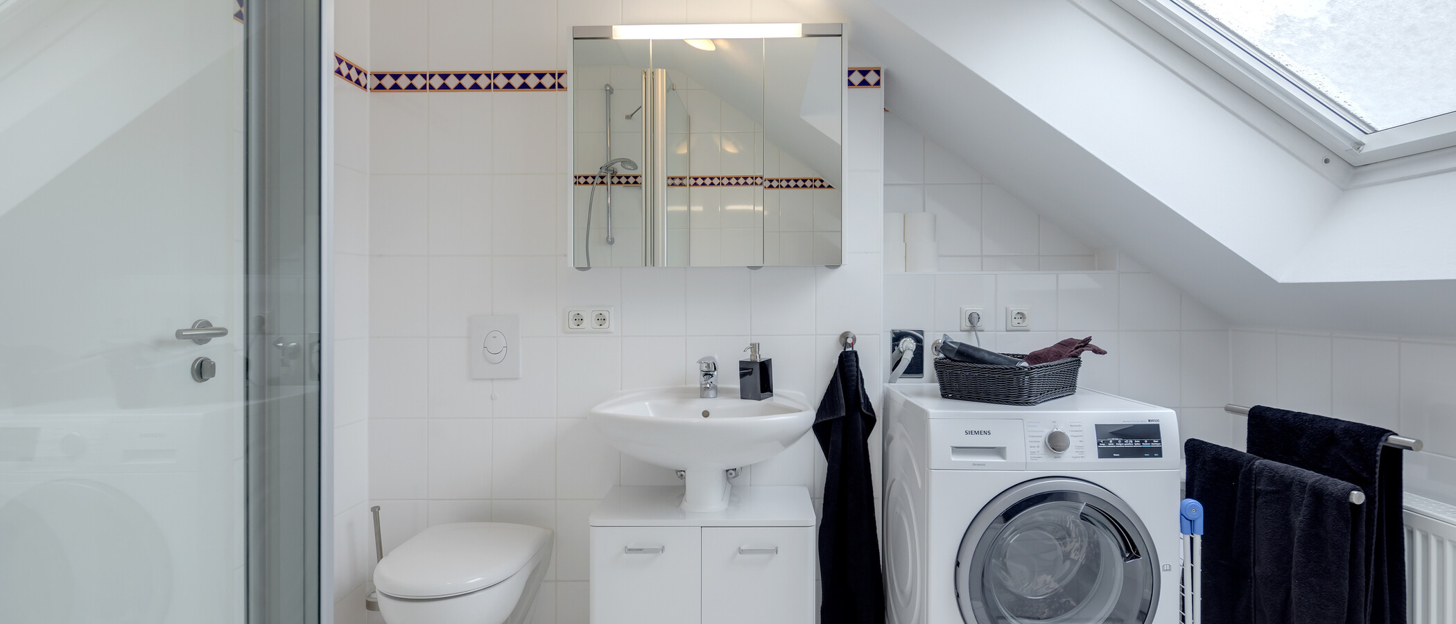 Dachgeschosswohnung München Trudering 02 Badezimmer 10283
