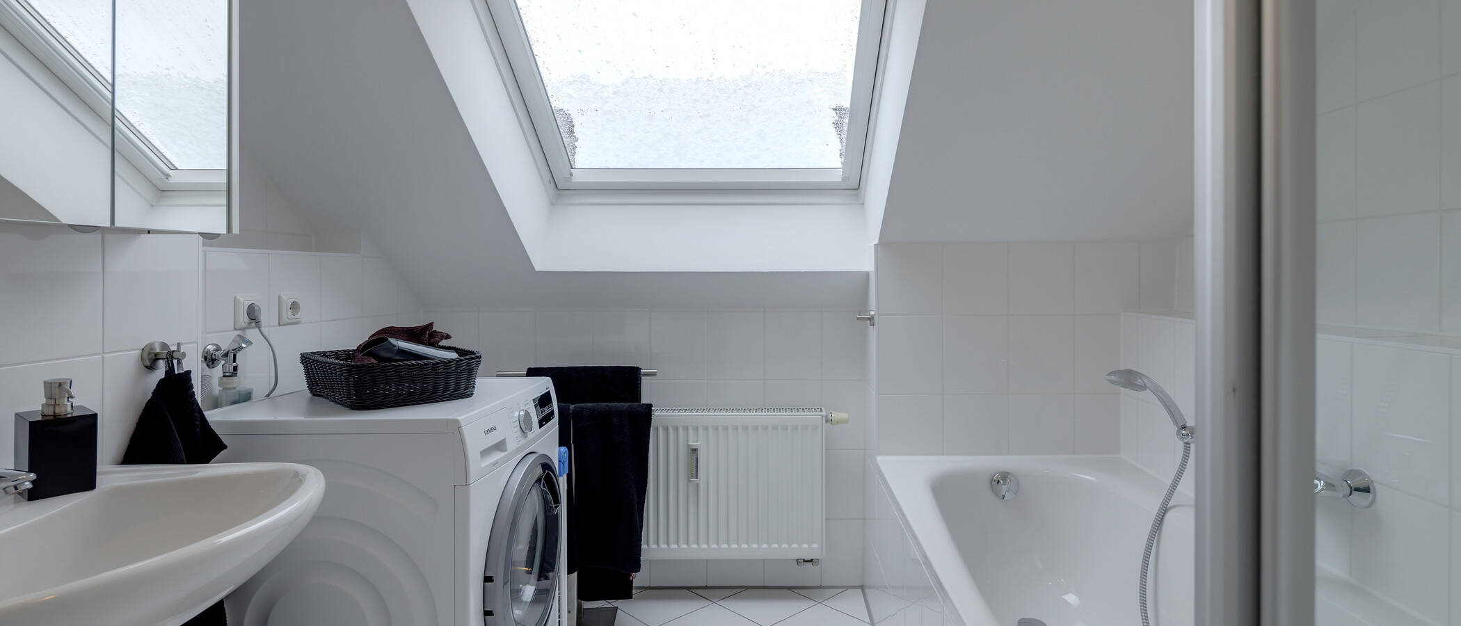 Dachgeschosswohnung München Trudering 04 Badezimmer 10283