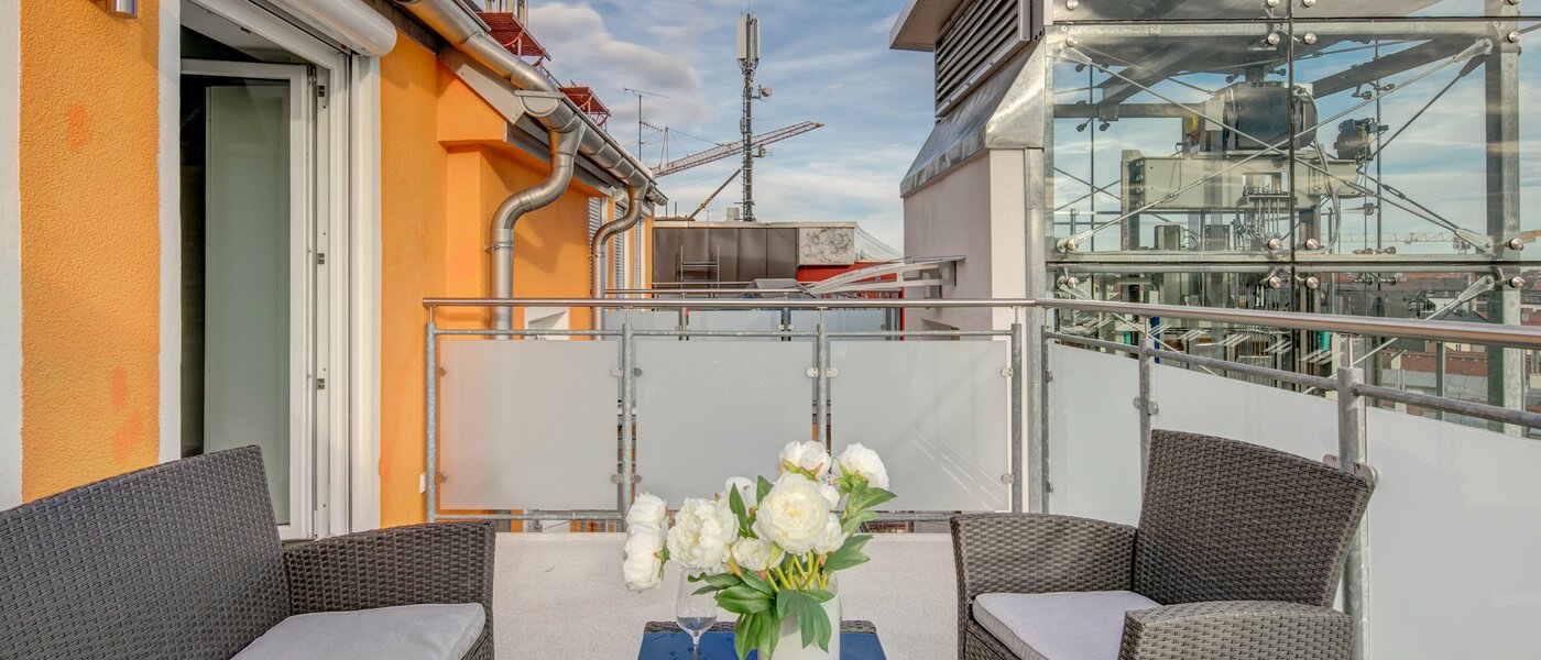 Maisonette-Galerie Wohnung München Ludwigsvorstadt 01 Terrasse 10285
