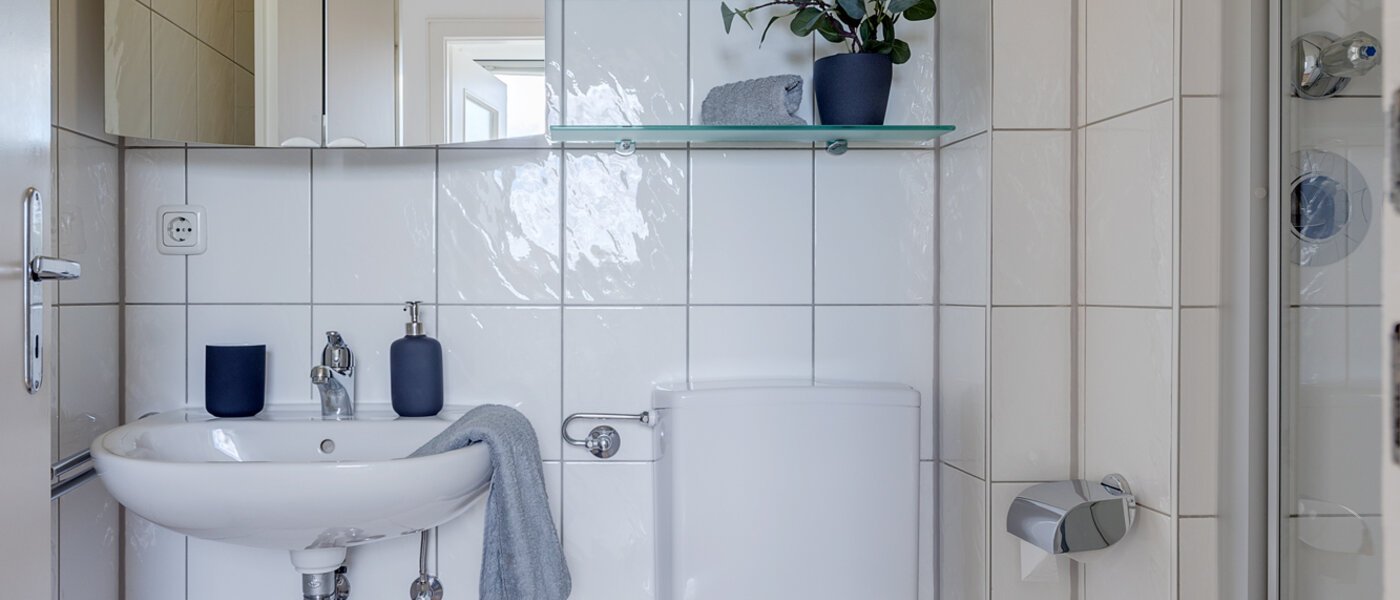 Wohnung München Oberföhring 01 Badezimmer 10336