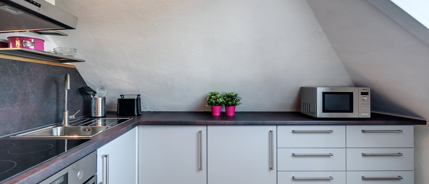 Dachgeschosswohnung München Maxvorstadt - Rund um den Josephplatz 02 Küche 10347