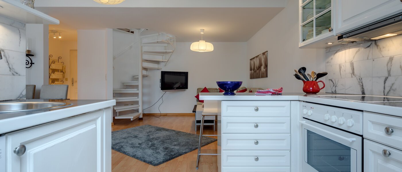 Galeriewohnung München Fasangarten 02 Küche 10367