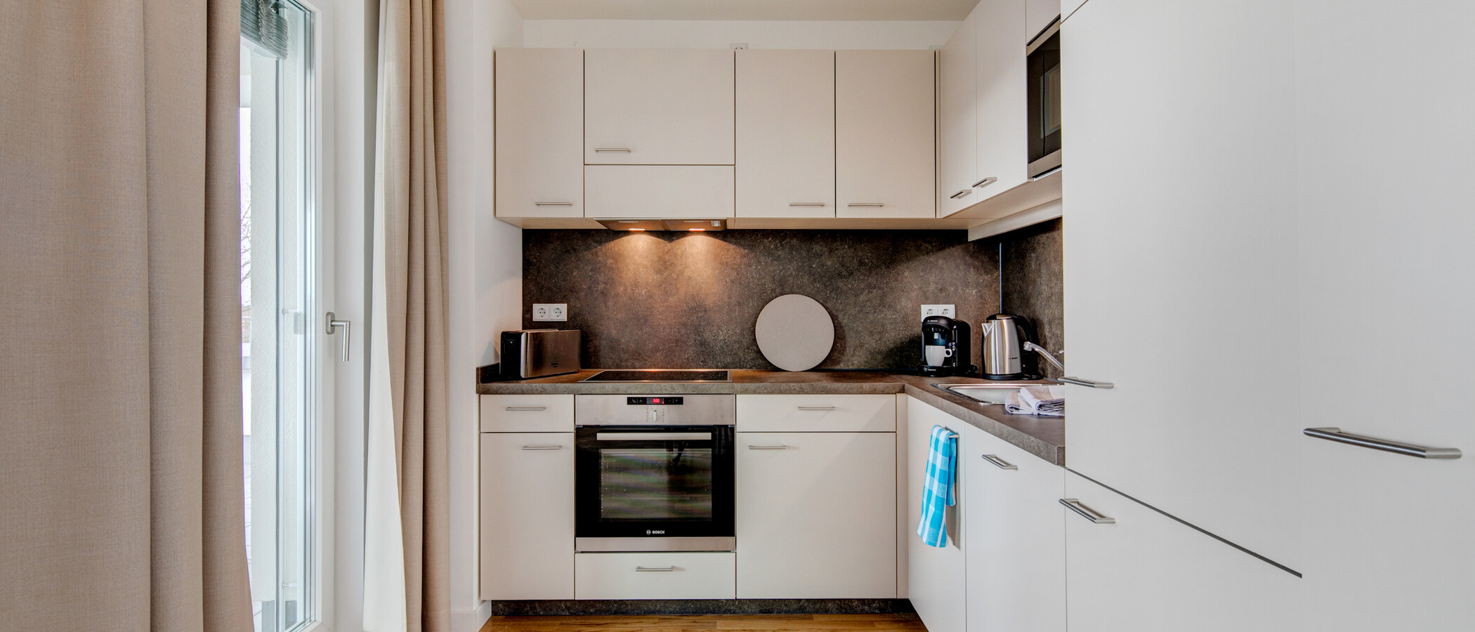 Dachgeschosswohnung München Am Hart 01 Küche 10439