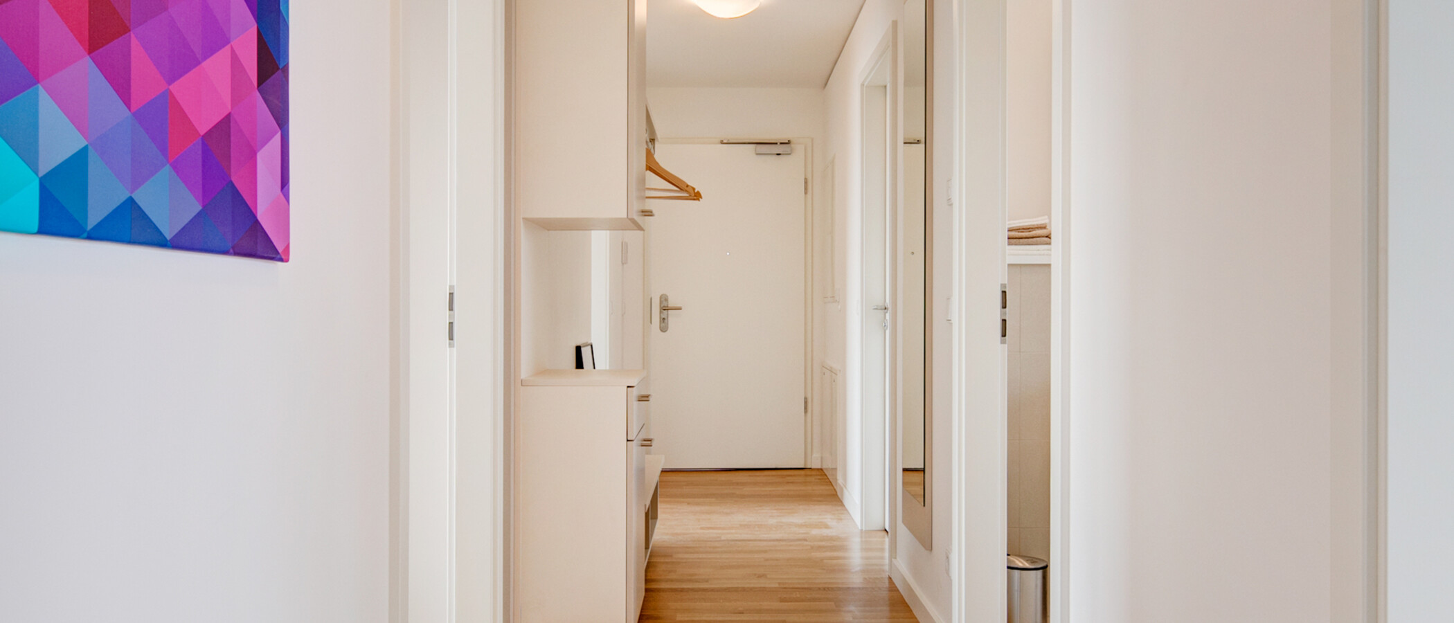 Dachgeschosswohnung München Am Hart 01 Flur/Gang 10439