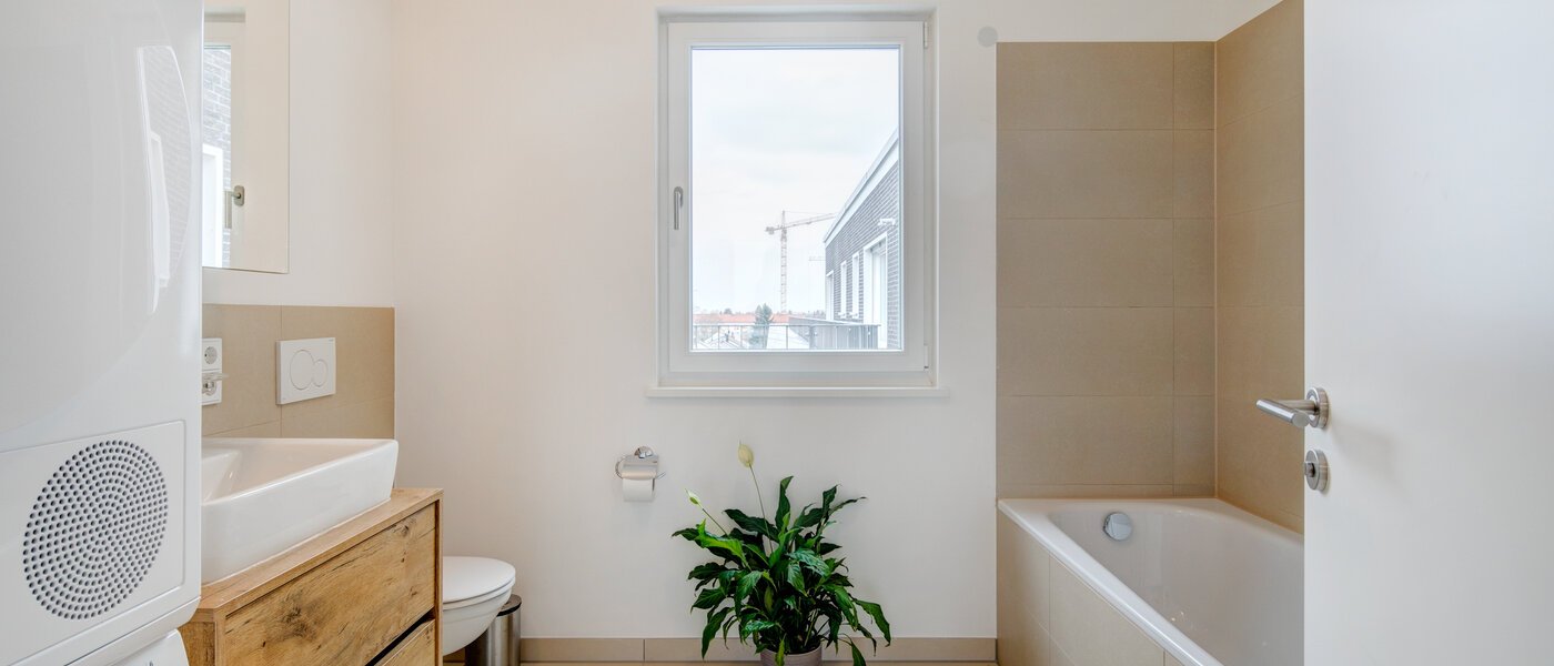 Dachterrassenwohnung München Am Hart 01 Badezimmer 10440