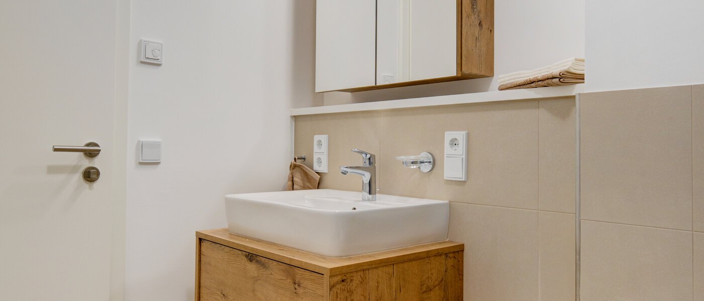 Dachterrassenwohnung München Am Hart 03 2. Badezimmer 10440