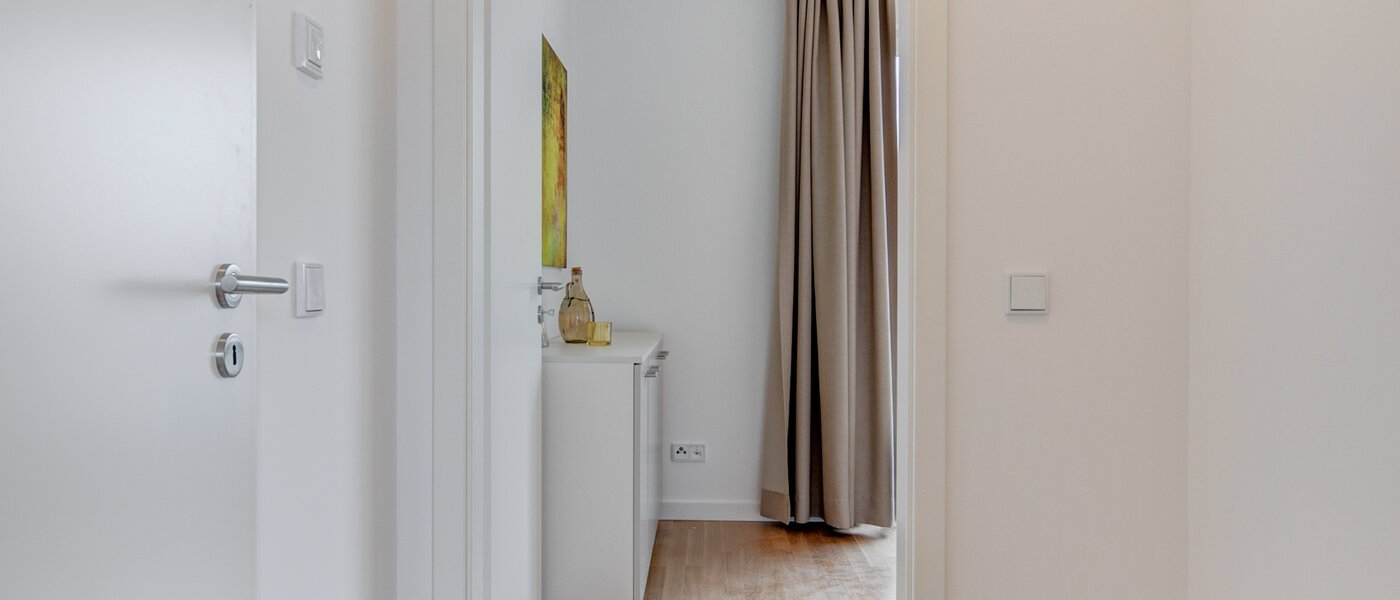 Dachterrassenwohnung München Am Hart 02 Flur/Gang 10440