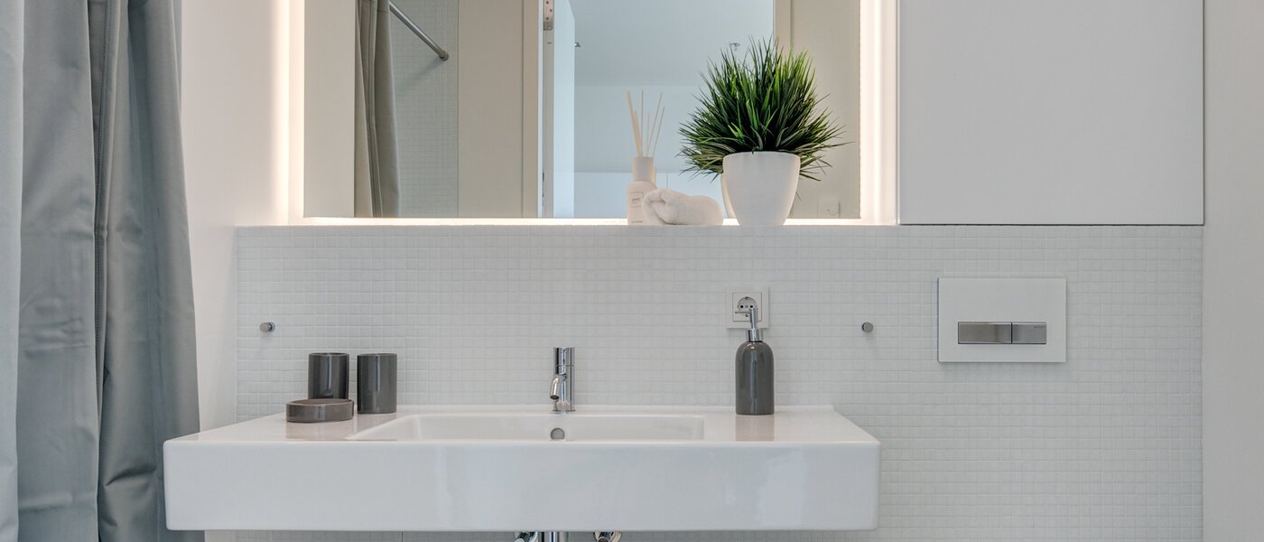 Wohnung München Nymphenburg 02 2. Badezimmer 10451