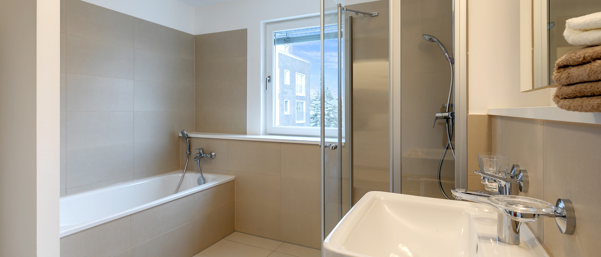 Wohnung München Am Hart 01 Badezimmer 10454