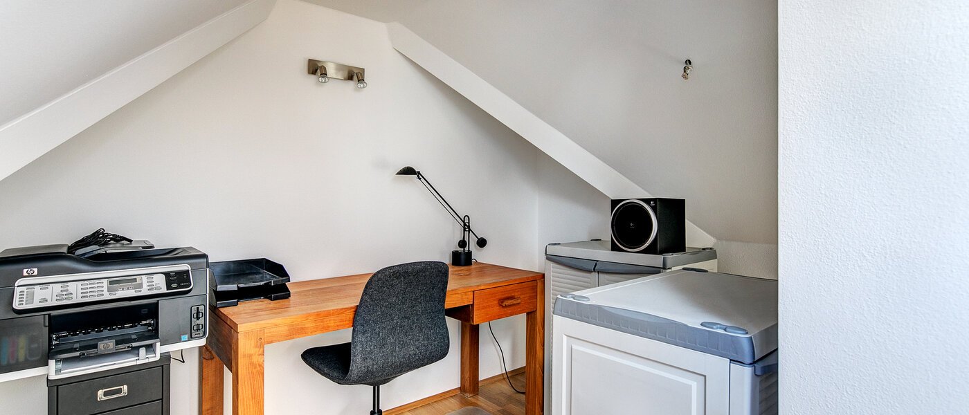 Dachgeschosswohnung München Laim 01 Bürobereich 10497