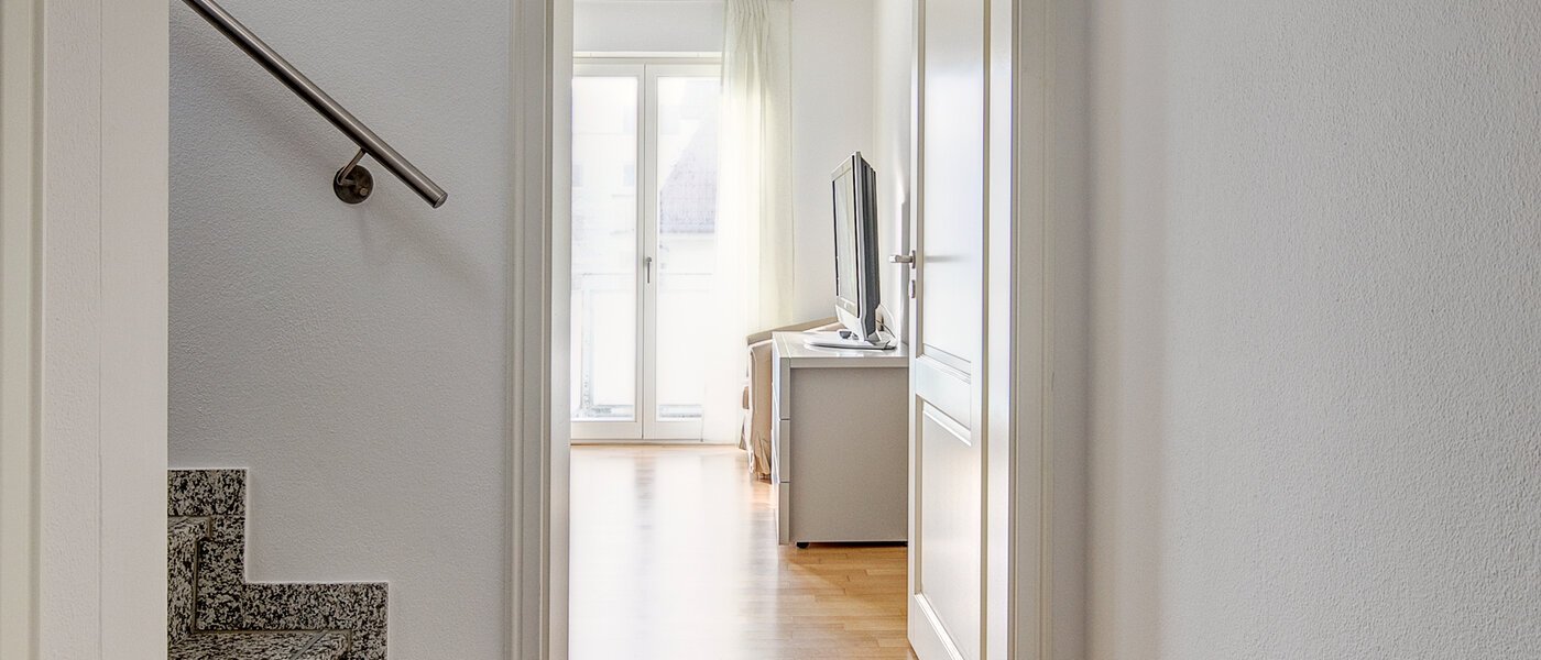 Dachgeschosswohnung München Laim 01 Flur/Gang 10497