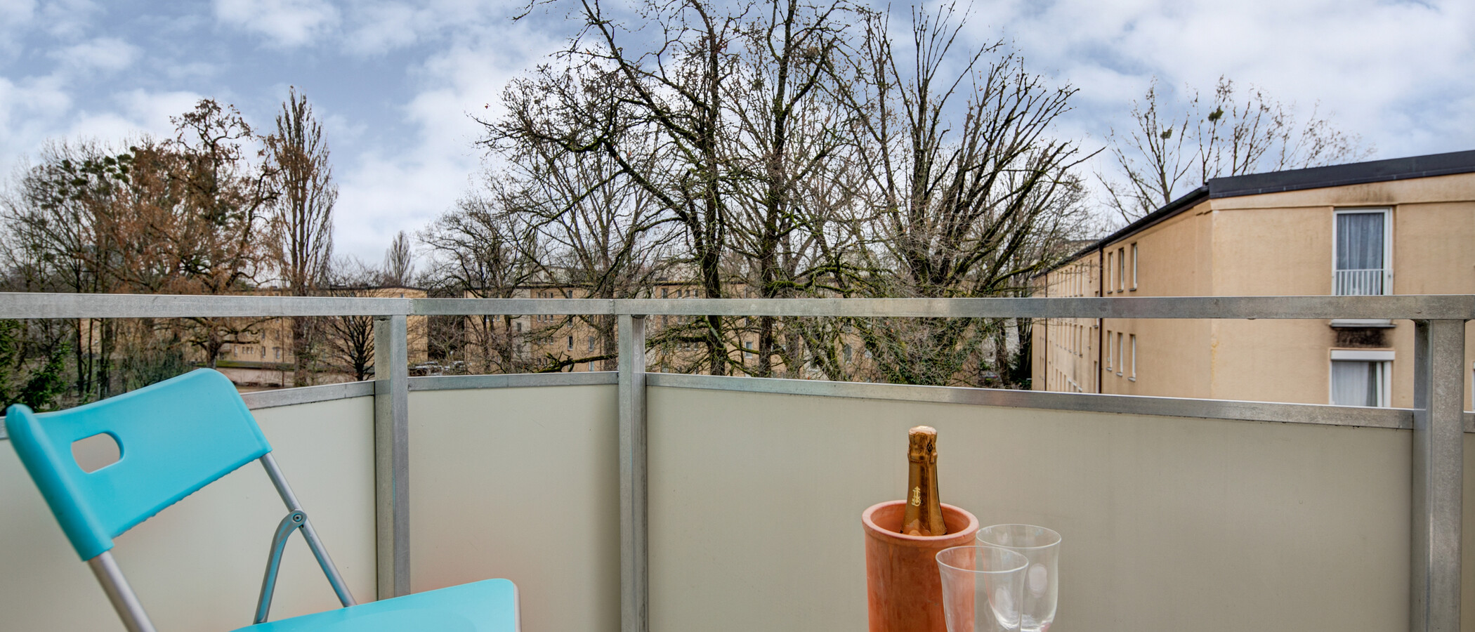 Wohnung München Parkstadt Bogenhausen 02 Balkon 10517