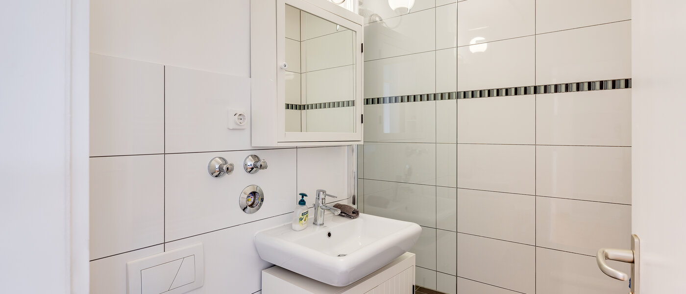 Wohnung München Nymphenburg 01 Badezimmer 10522