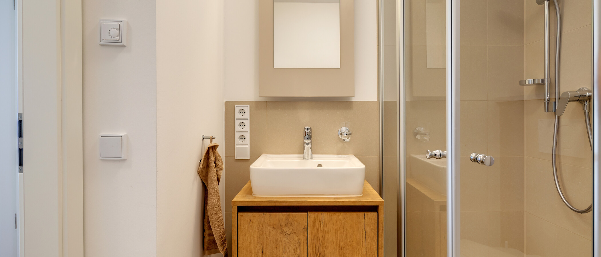 Wohnung München Am Hart 02 2. Badezimmer 10529