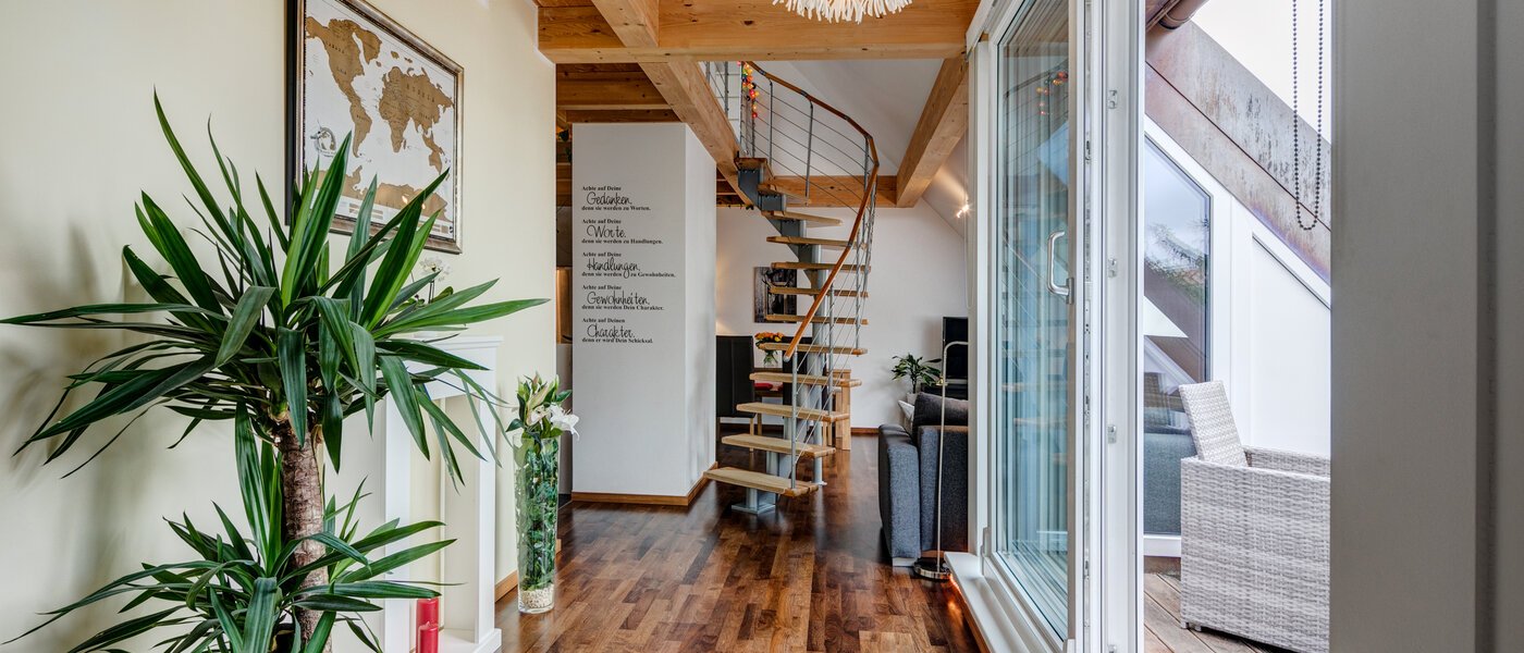 Dachgeschosswohnung München Obersendling 03 Flur/Gang 10566