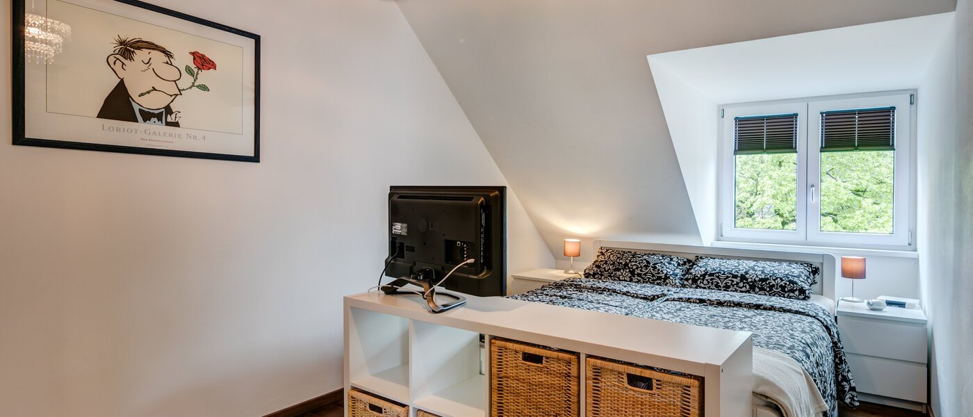 Dachgeschosswohnung München Obersendling 01 Schlafen 10566