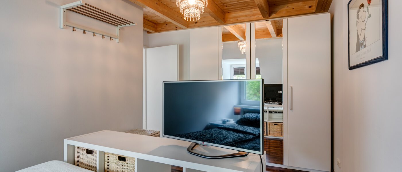 Dachgeschosswohnung München Obersendling 02 Schlafen 10566