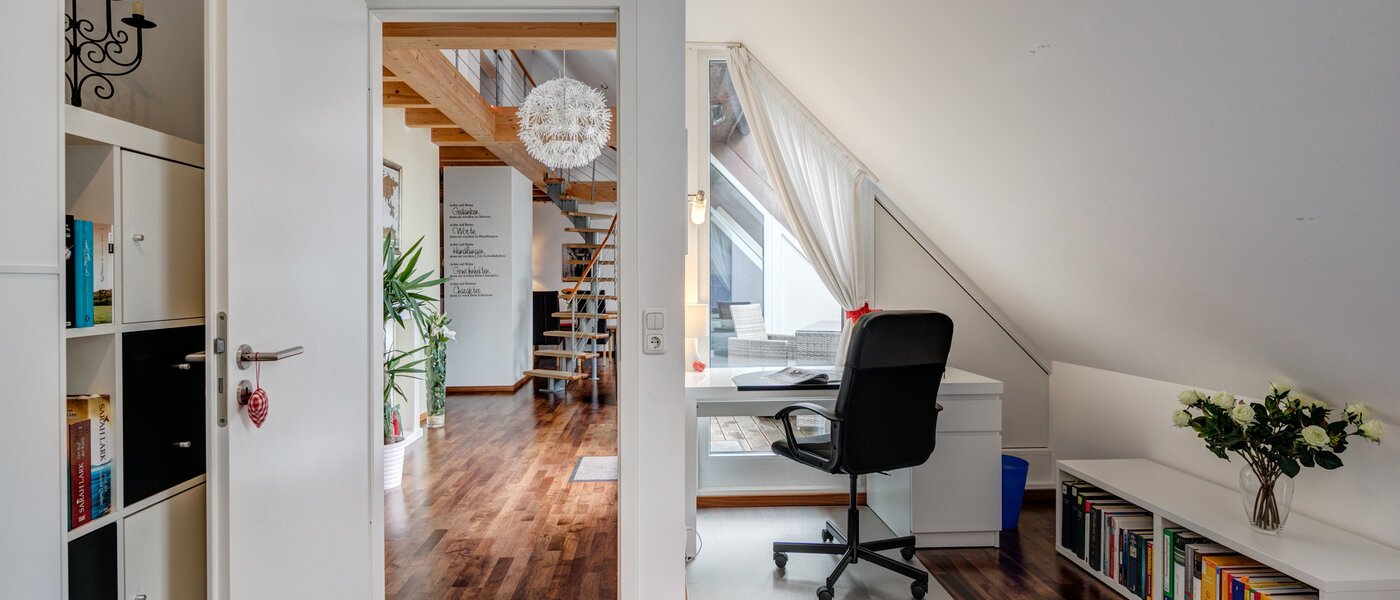 Dachgeschosswohnung München Obersendling 02 2. Schlafen 10566