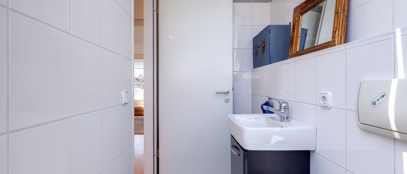 Maisonettewohnung München Sendling 02 Gäste-WC 10582