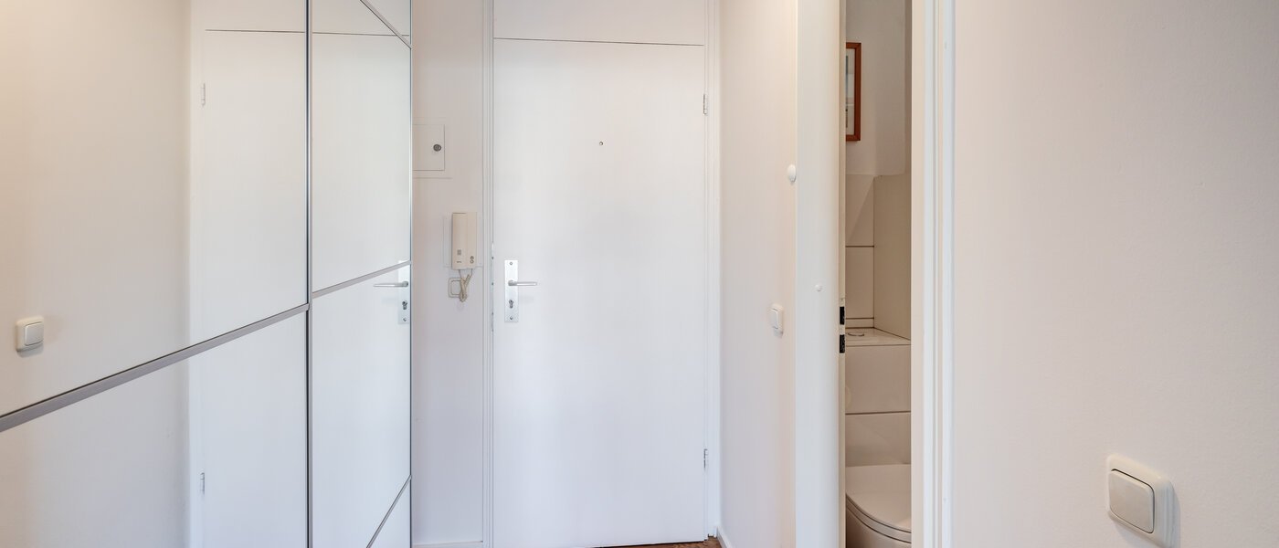 Apartment München Neuhausen 01 Flur/Gang 10591