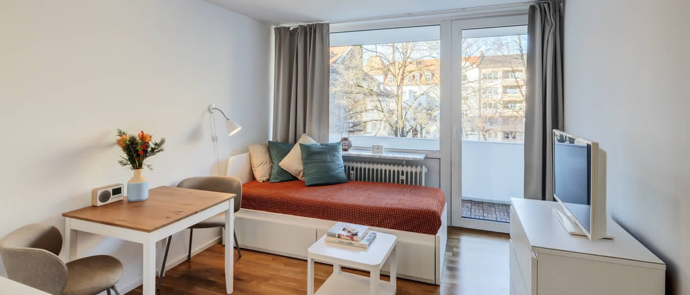 Apartment München Neuhausen 01 Wohnbereich 10591