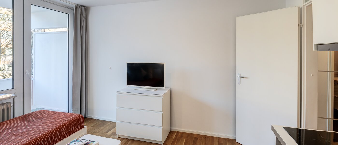 Apartment München Neuhausen 02 Wohnbereich 10591