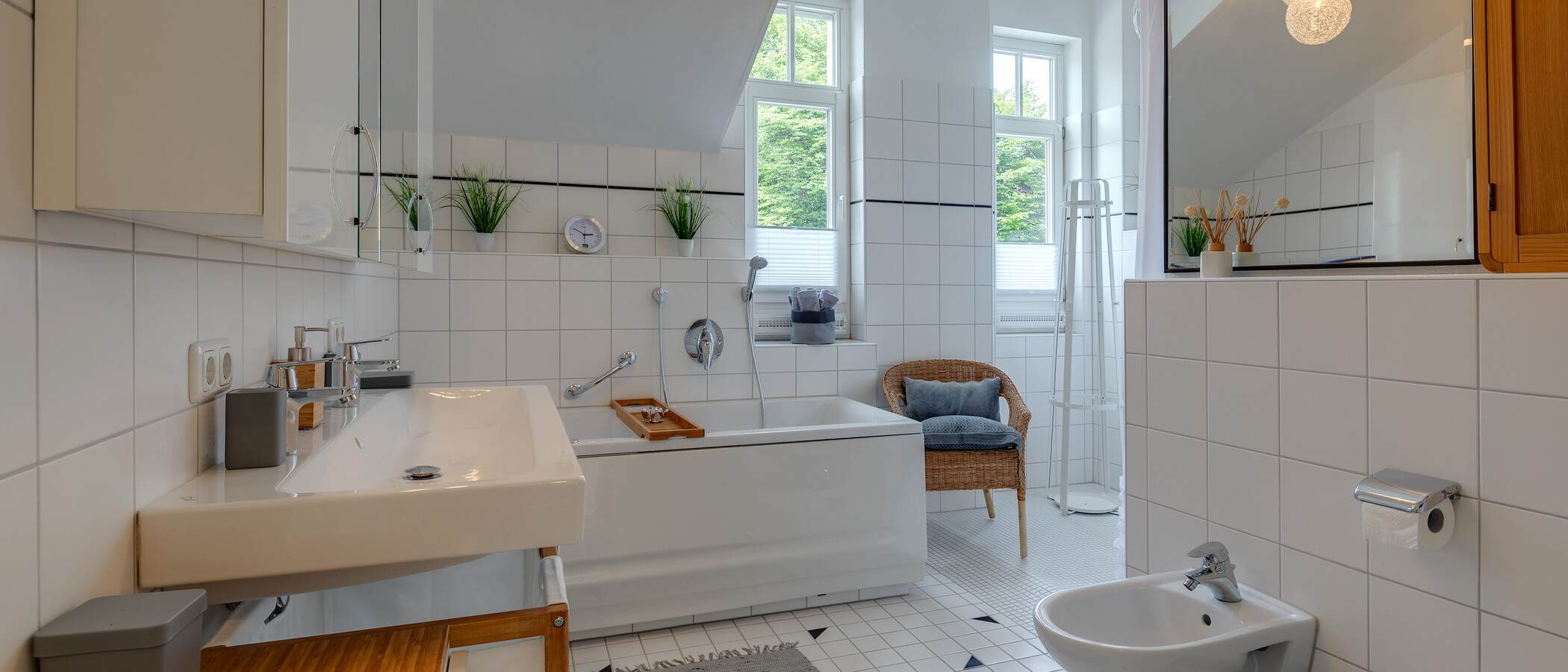 Maisonette-Galerie Wohnung Tutzing 01 Badezimmer 10604